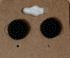 Beaded Stud Earring Matte Black
