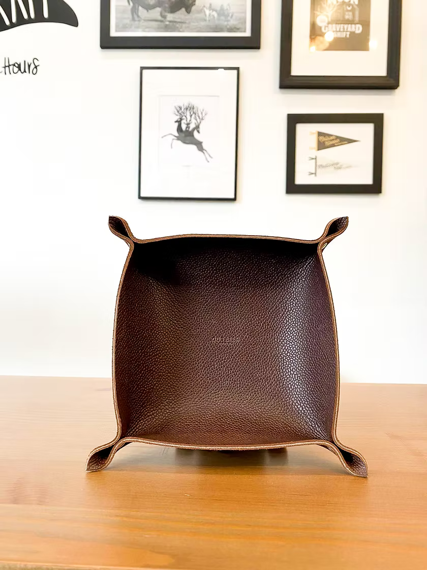 Horween Glace Brown Latigo Coin Caddy